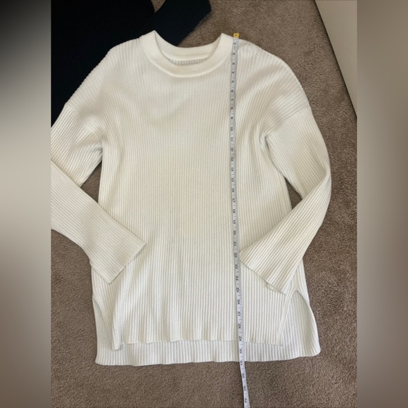 Lot Two Abercrombie Ribbed Pullover Sweaters Size Medium Black Cream Off White - Picture 3 of 11